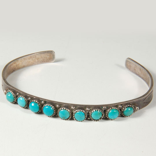 Southwest Navajo Indian Jewelry - 25766